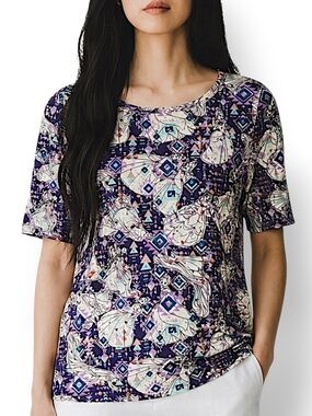 4/$20 LuLaRoe Disney Princess Print Short Sleeve Tee Top Size M